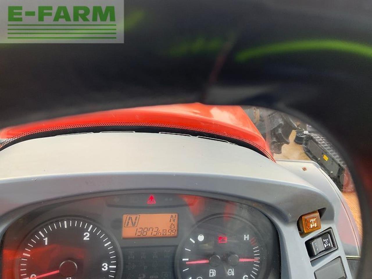 Traktor типа Kubota m110 gx tractor (st25481), Gebrauchtmaschine в SHAFTESBURY (Фотография 20)