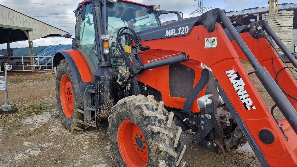 Traktor του τύπου Kubota M115 GXS-III, Gebrauchtmaschine σε BRECEY (Φωτογραφία 2)