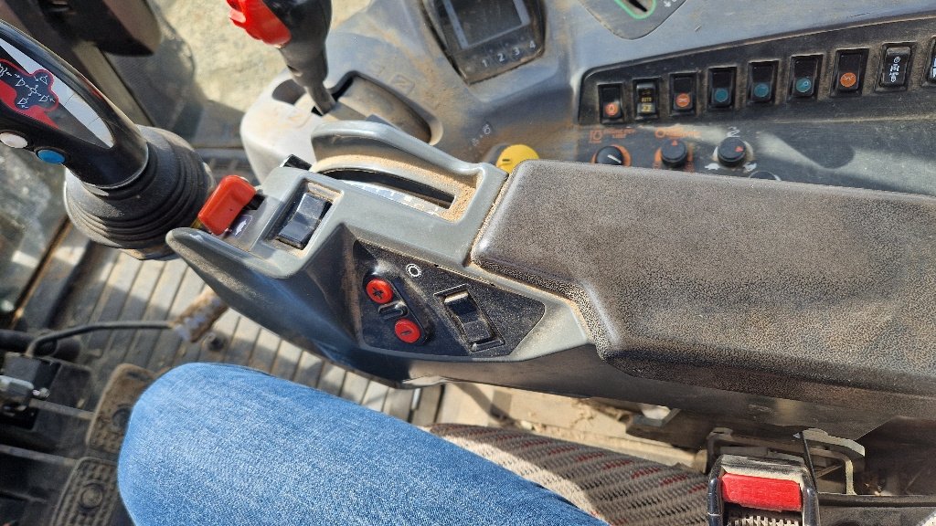 Traktor του τύπου Kubota M115 GXS-III, Gebrauchtmaschine σε BRECEY (Φωτογραφία 5)