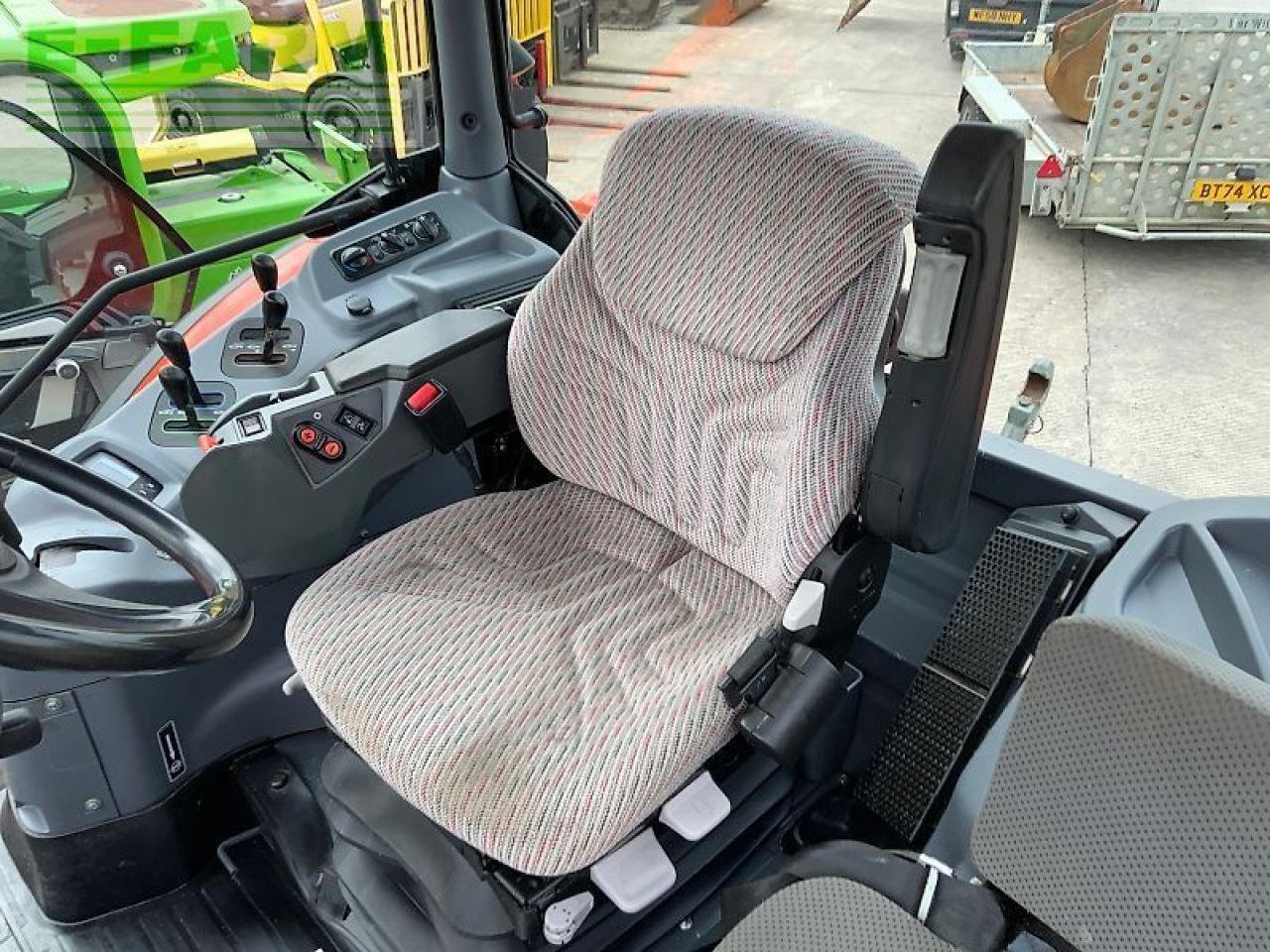 Traktor typu Kubota m135 gx tractor (st24279), Gebrauchtmaschine v SHAFTESBURY (Obrázek 15)