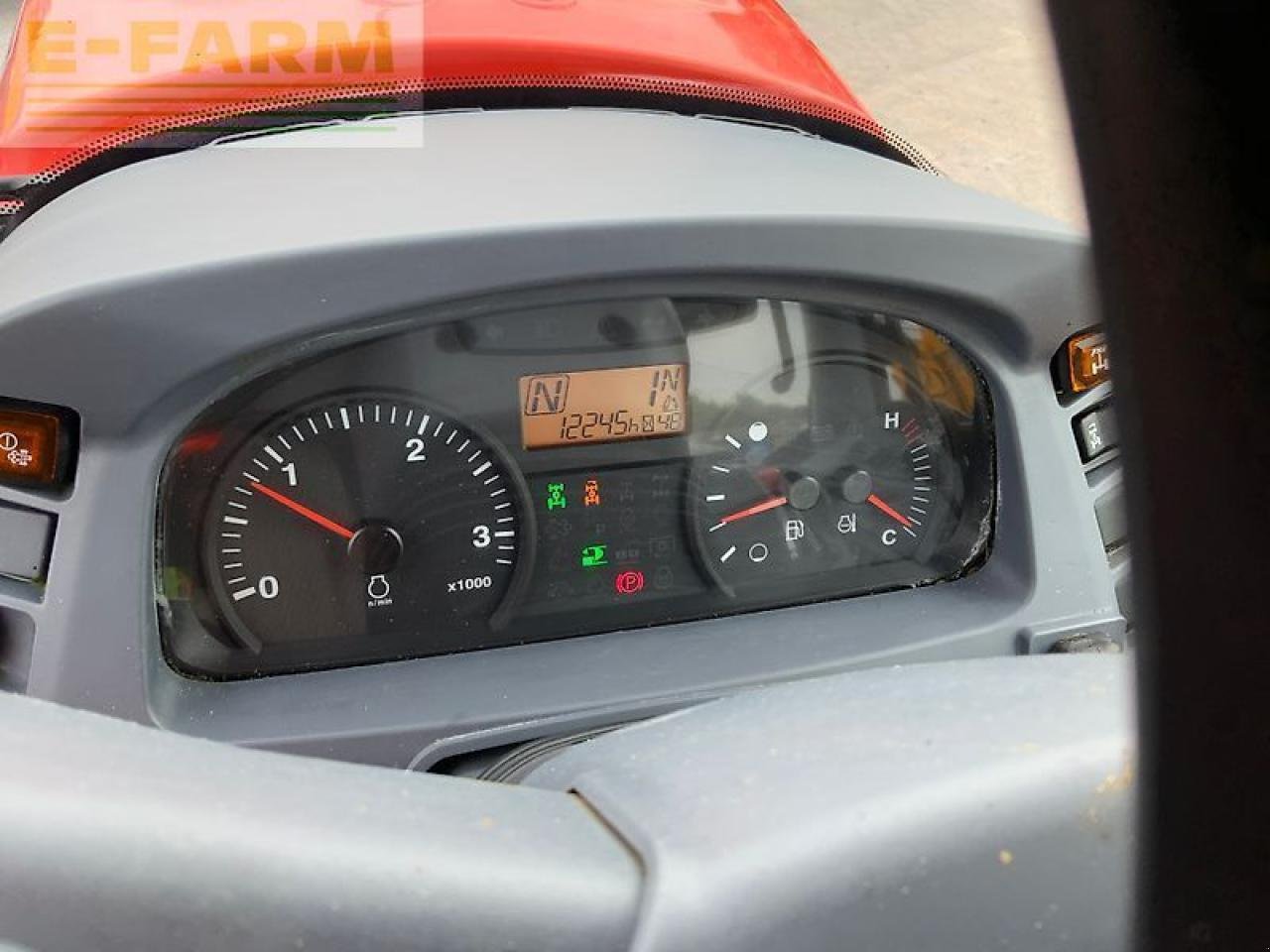 Traktor typu Kubota m135 gx tractor (st24279), Gebrauchtmaschine v SHAFTESBURY (Obrázek 18)