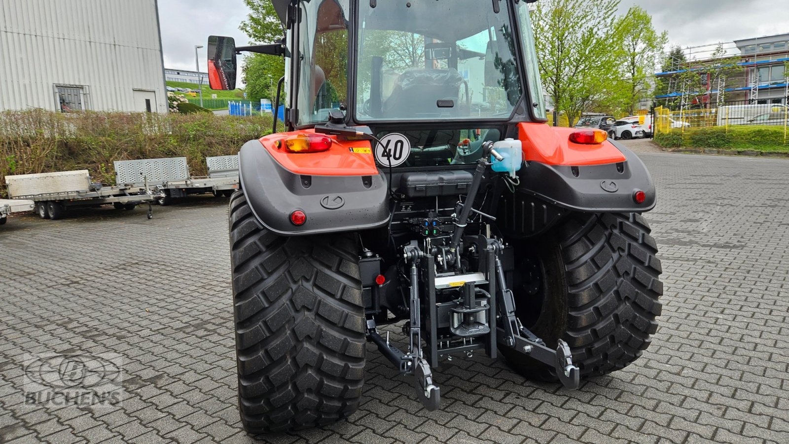 Traktor типа Kubota M4-063 CAB, Gebrauchtmaschine в Olpe (Фотография 8)