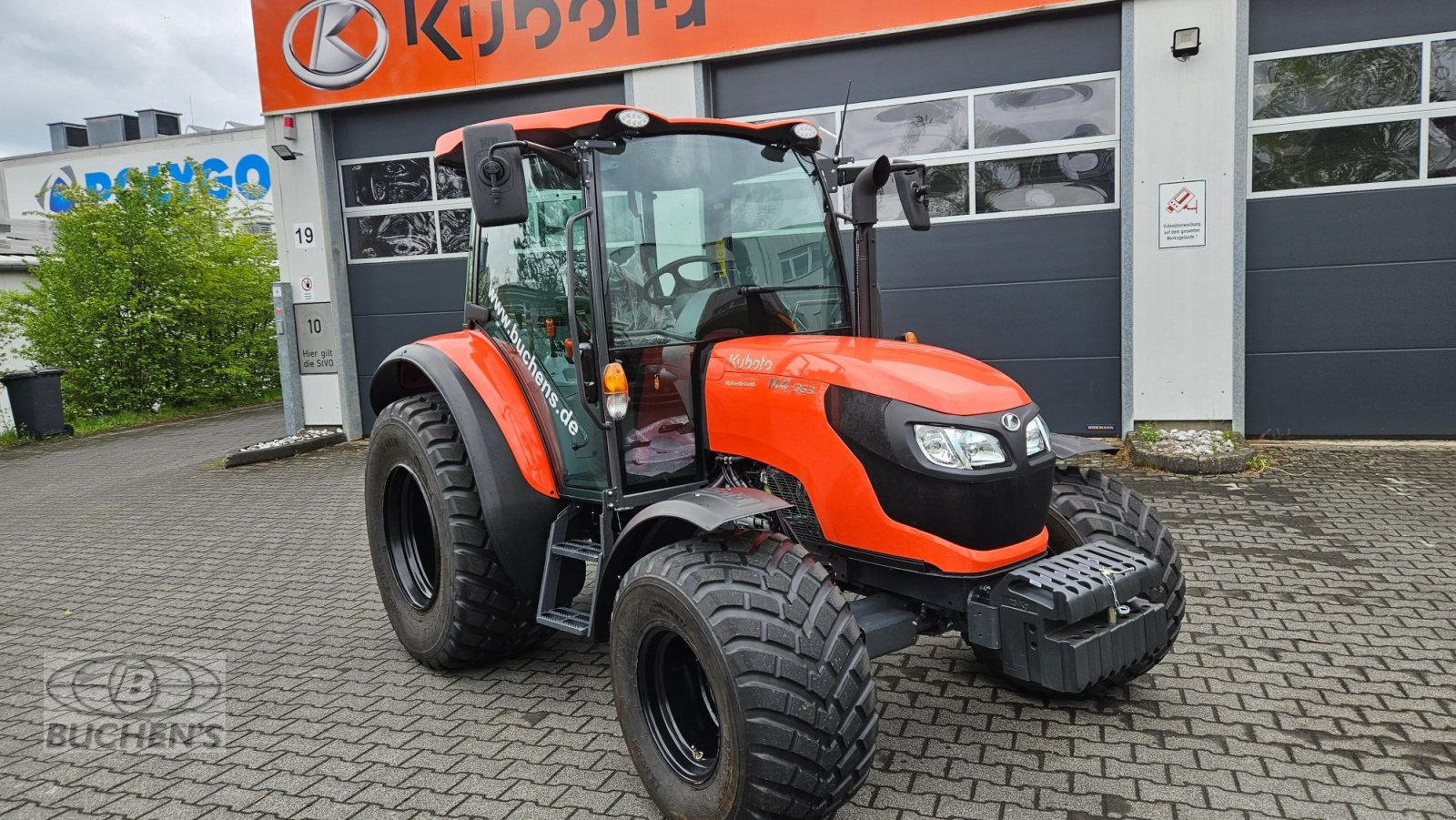 Traktor типа Kubota M4-063 CAB, Gebrauchtmaschine в Olpe (Фотография 14)