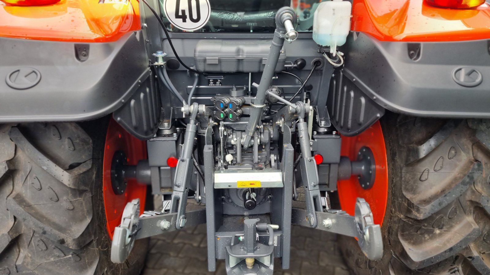 Traktor del tipo Kubota M4-063 CAB, Neumaschine In Olpe (Immagine 17)