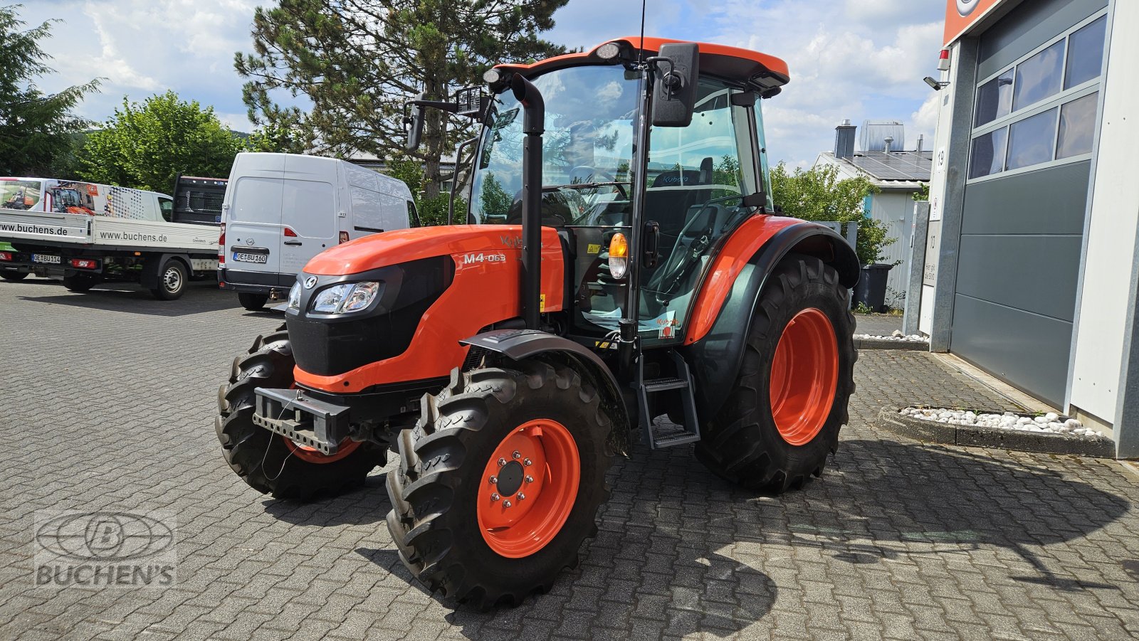 Traktor типа Kubota M4-063, Gebrauchtmaschine в Olpe (Фотография 12)