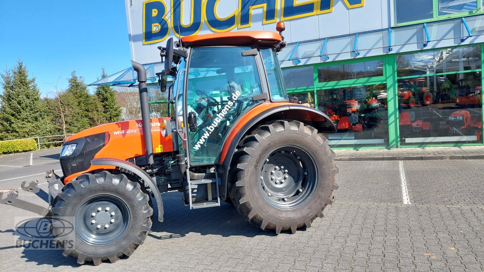 Traktor типа Kubota M4-073 CAB, Neumaschine в Olpe (Фотография 3)