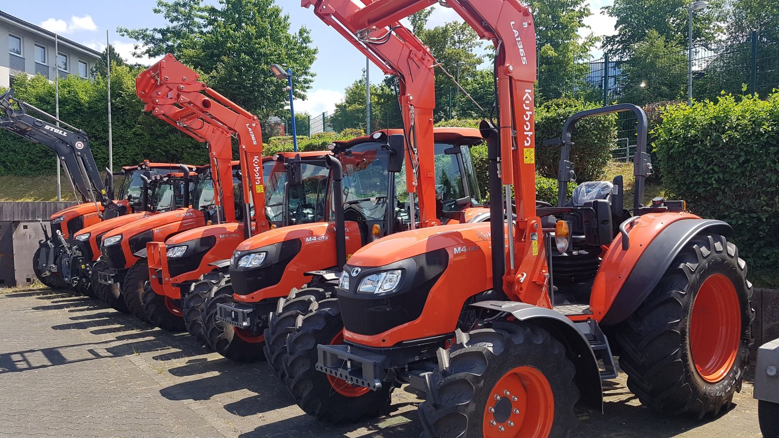 Traktor des Typs Kubota M4-073 CAB, Neumaschine in Olpe (Bild 9)