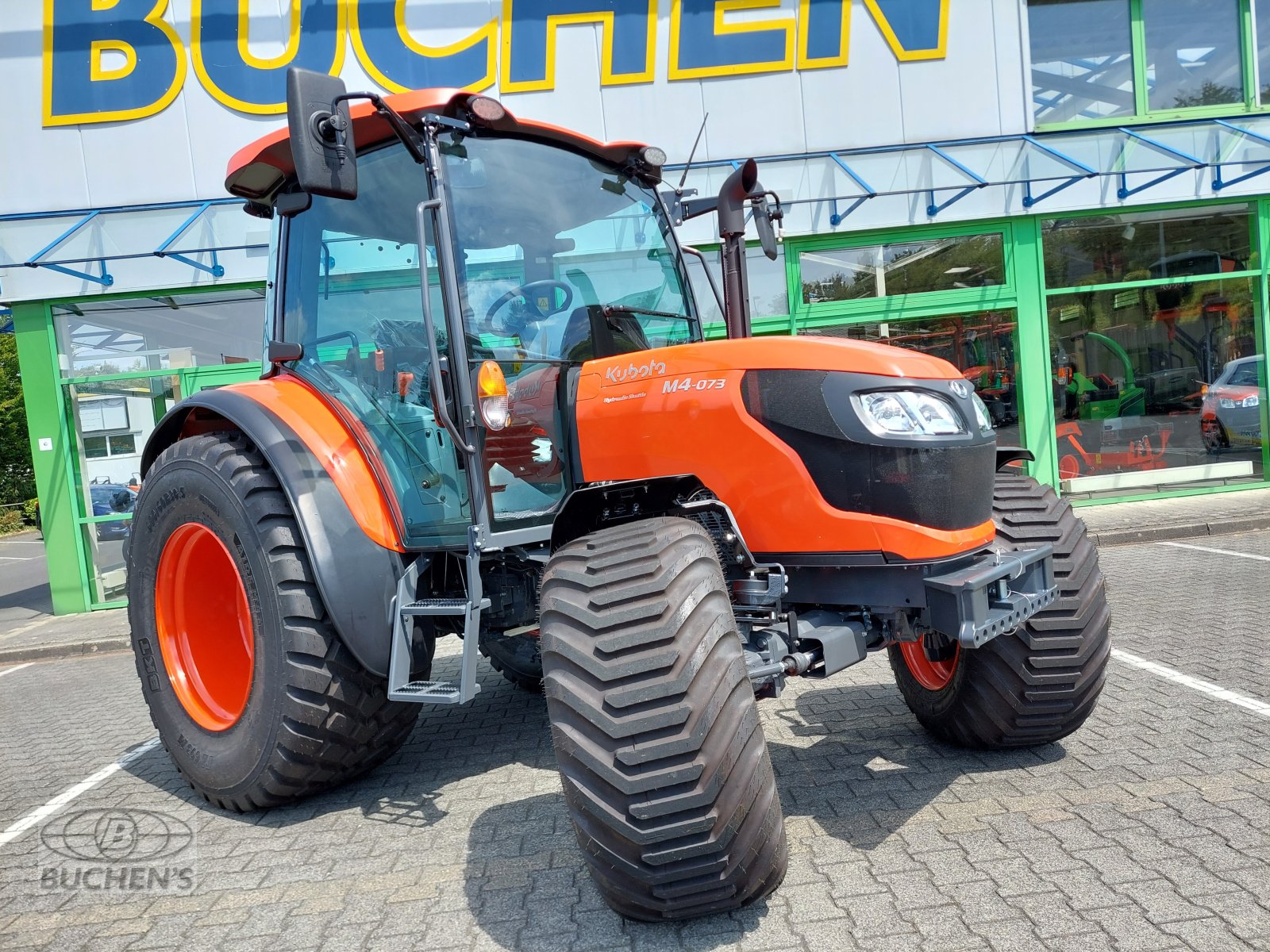 Traktor of the type Kubota M4-073CAB, Neumaschine in Olpe (Picture 1)