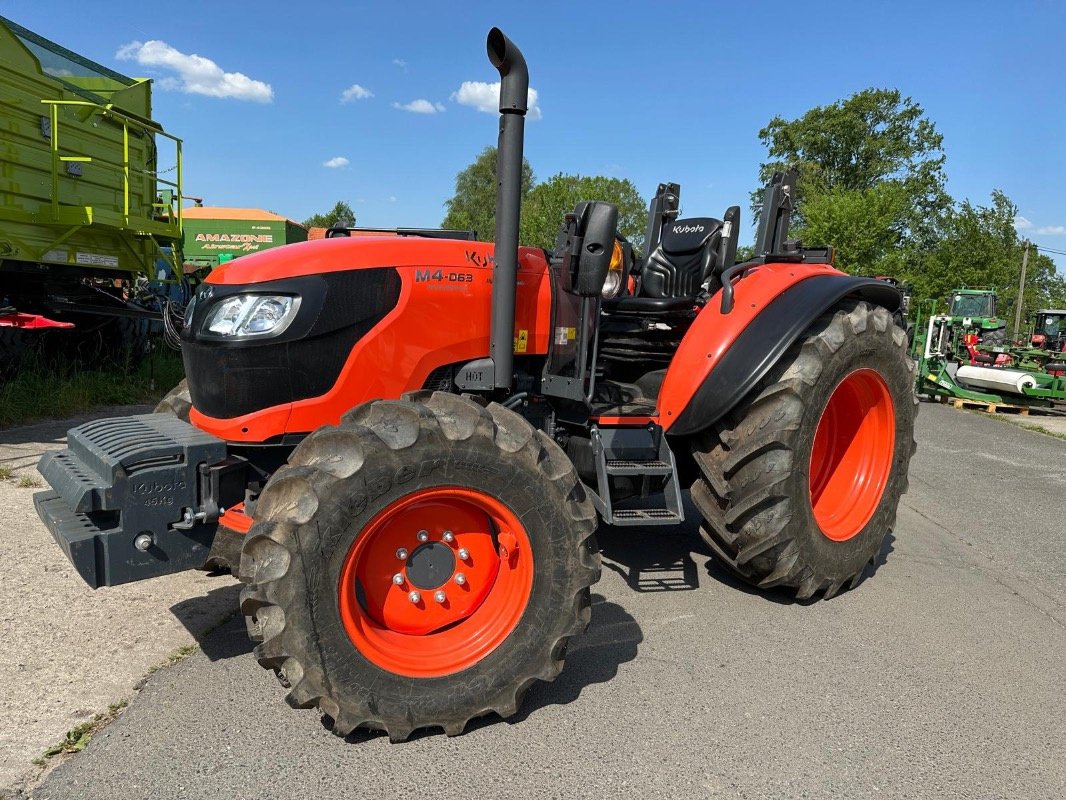 Traktor des Typs Kubota M4063 ROPS, Gebrauchtmaschine in Liebenwalde (Bild 21)