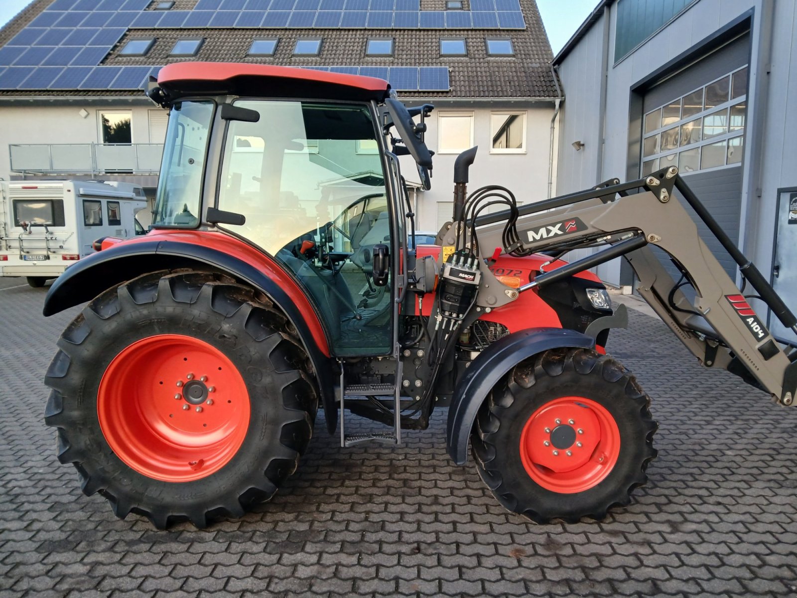 Traktor za tip Kubota M5-072, Gebrauchtmaschine u Saarland - Püttlingen (Slika 10)