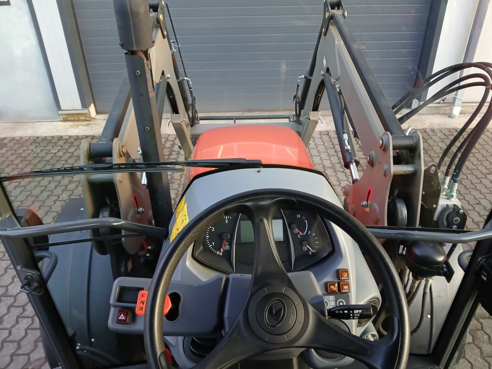 Traktor za tip Kubota M5-072, Gebrauchtmaschine u Saarland - Püttlingen (Slika 13)
