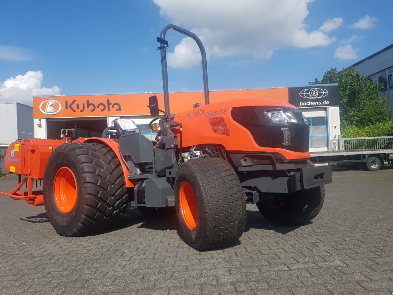 Traktor des Typs Kubota M5072 Narrow, Neumaschine in Olpe (Bild 1)