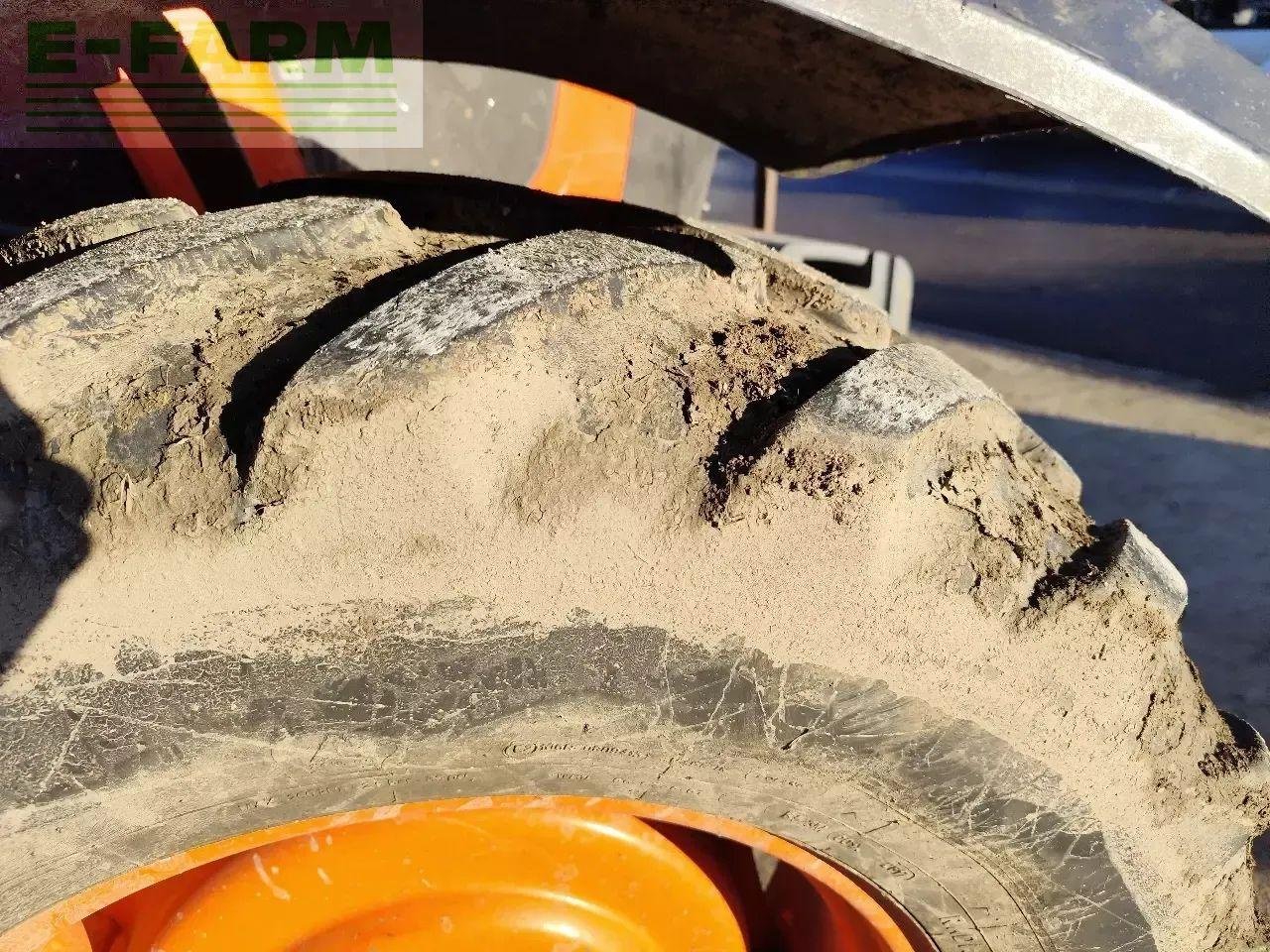 Traktor του τύπου Kubota m5111 dth, Gebrauchtmaschine σε CHAUVONCOURT (Φωτογραφία 11)