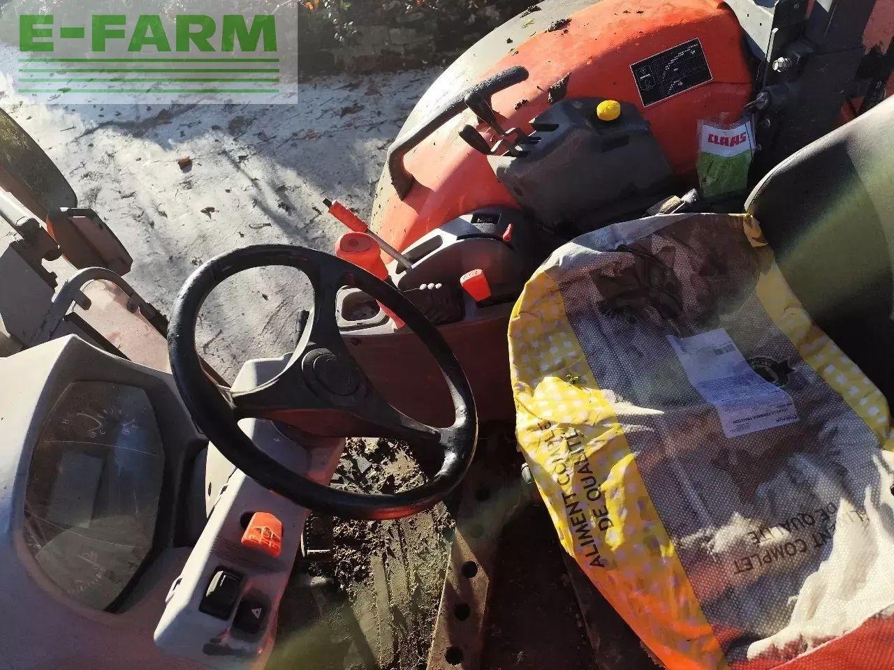 Traktor Türe ait Kubota m5111 dth, Gebrauchtmaschine içinde CHAUVONCOURT (resim 7)