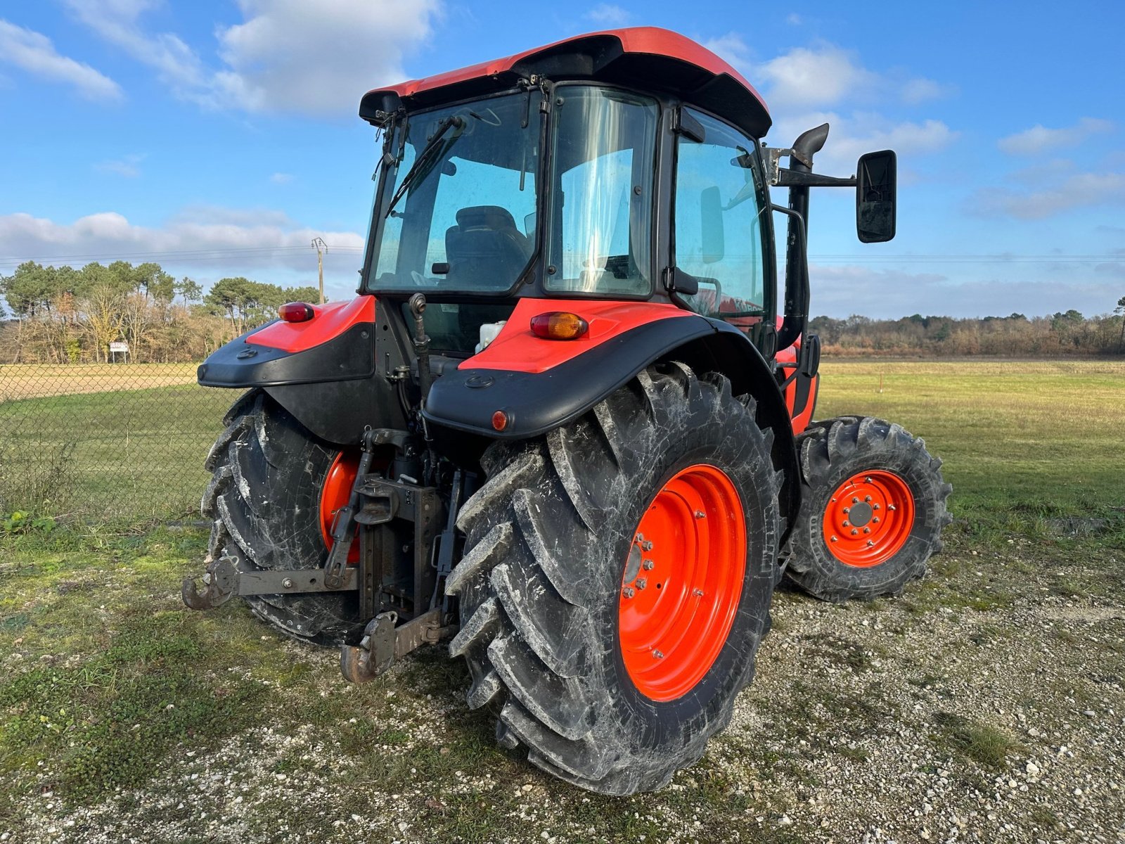 Traktor tipa Kubota M5111 DTHQ - 113, Gebrauchtmaschine u NAINTRE (Slika 2)