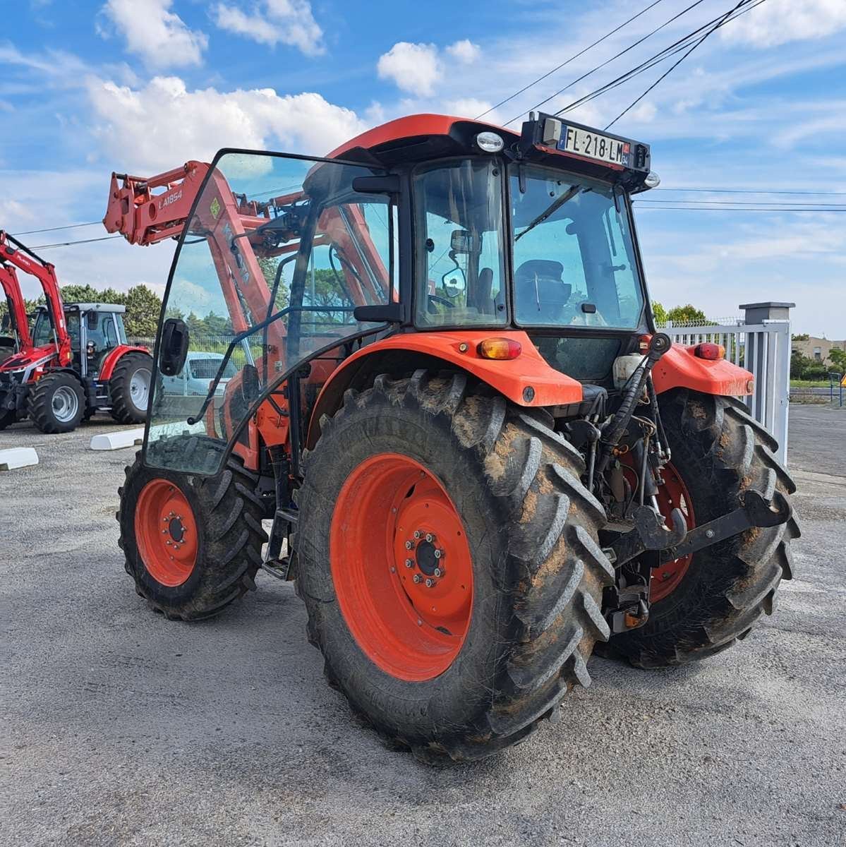 Traktor от тип Kubota M5111 DTHQ, Gebrauchtmaschine в UCHAUD (Снимка 4)