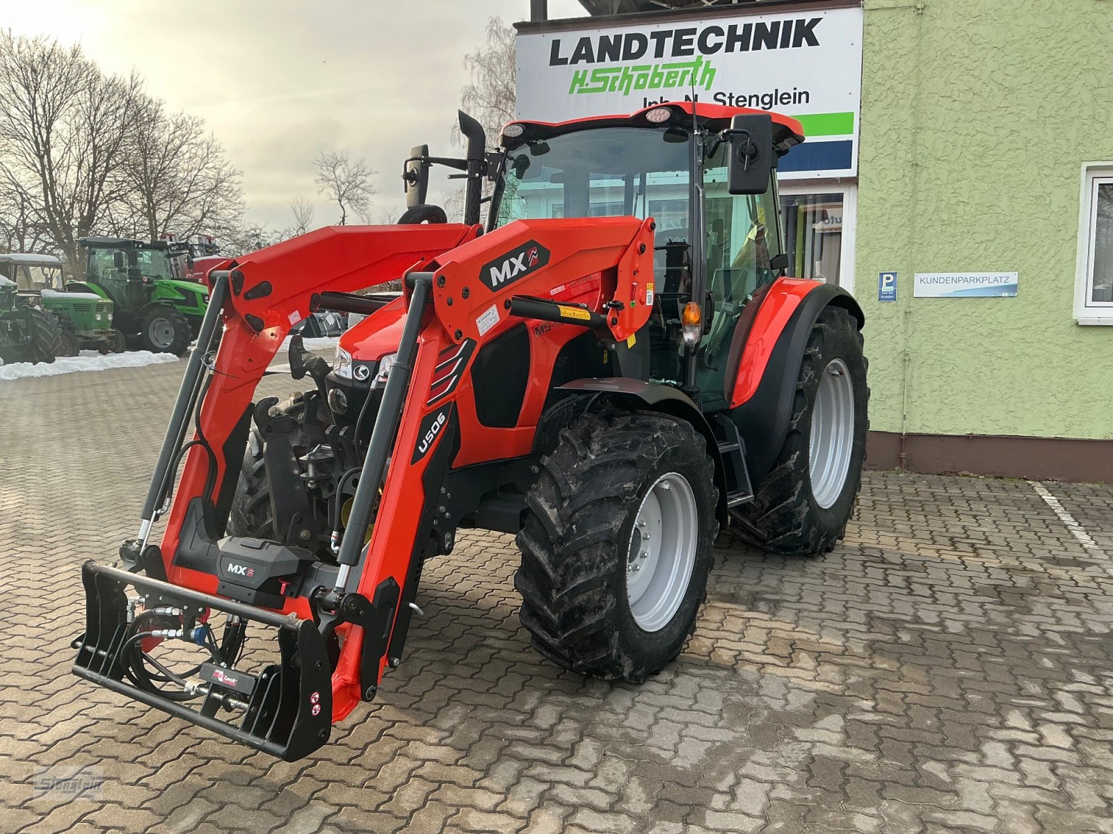 Traktor van het type Kubota M5112, Gebrauchtmaschine in Kasendorf (Foto 3)