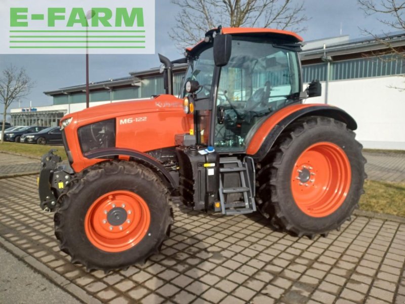 Kubota m6-122, Gebrauchtmaschine, Rok výroby: 2023, Provozní hod./hektar: 30, Moto-hodiny: 30 Hodin (Obrázek 1) Traktor typu Kubota m6-122, Gebrauchtmaschine v BROKDORF (Obrázek 1)