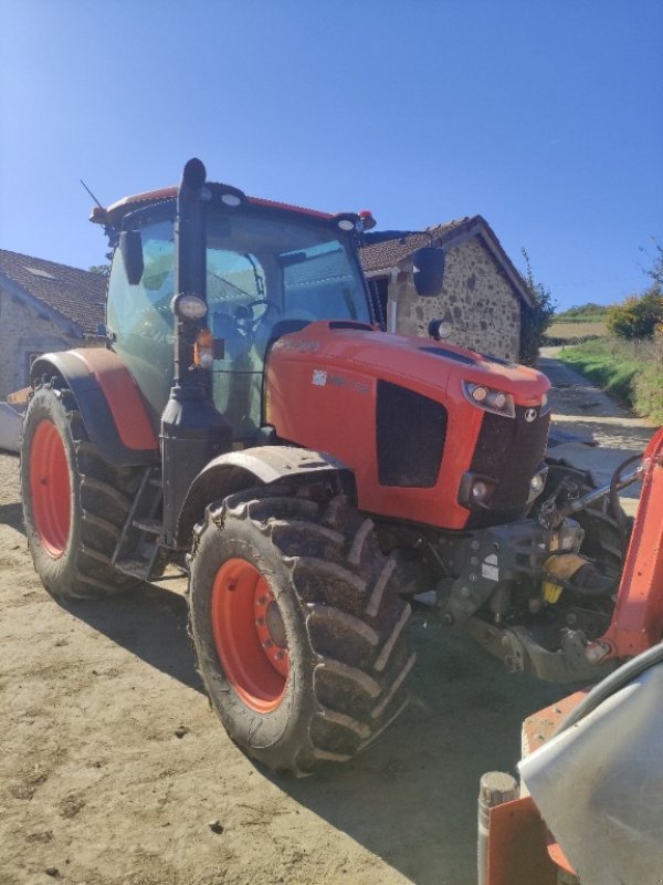 Traktor Türe ait Kubota M6-132, Gebrauchtmaschine içinde COGNAC LA FORET (resim 2)
