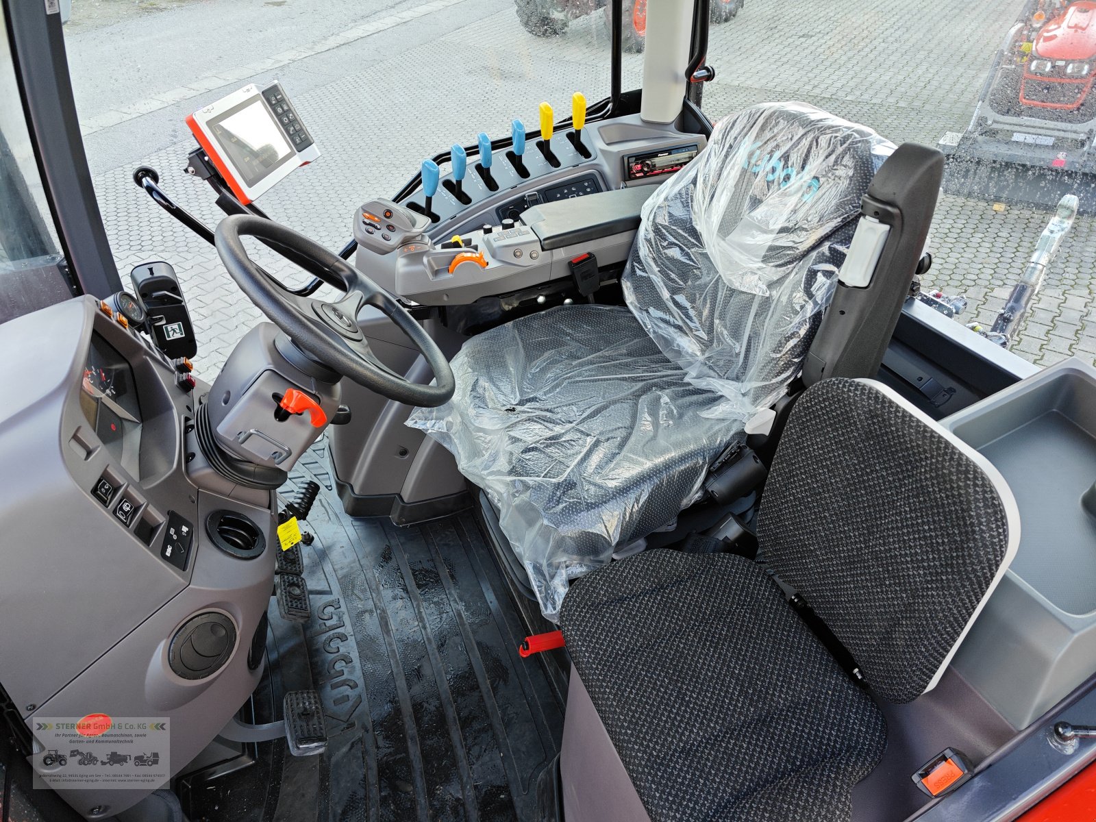 Traktor типа Kubota M6-142, Gebrauchtmaschine в Eging am See (Фотография 11)