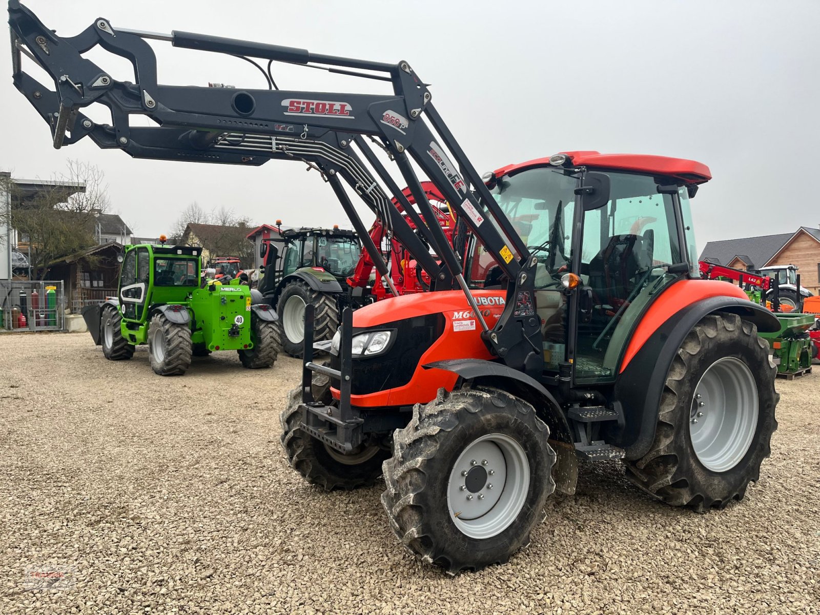 Traktor van het type Kubota M6040, Gebrauchtmaschine in Mainburg/Wambach (Foto 1)