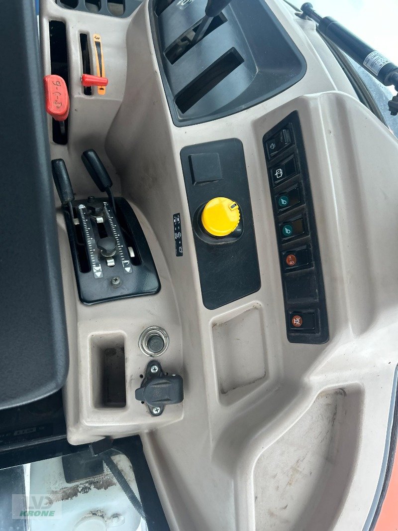 Traktor van het type Kubota M6060, Gebrauchtmaschine in Alt-Mölln (Foto 9)