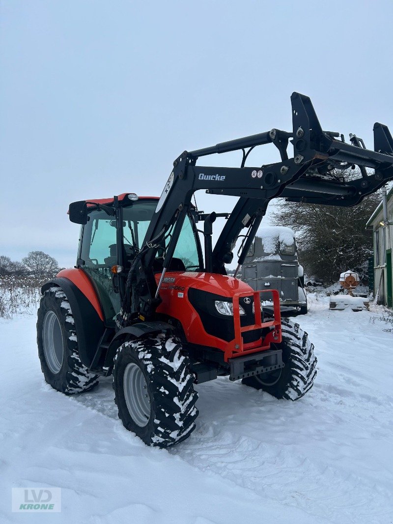 Traktor van het type Kubota M6060, Gebrauchtmaschine in Alt-Mölln (Foto 3)