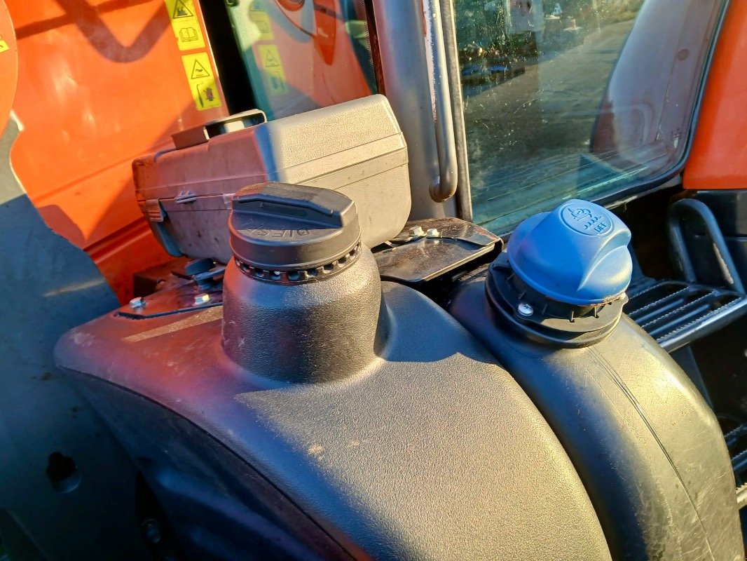 Traktor типа Kubota M6121 # Frontzapfwelle, Gebrauchtmaschine в Liebenwalde (Фотография 4)