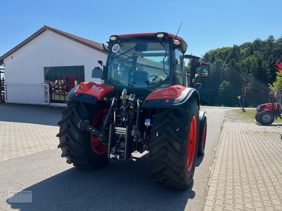 Traktor van het type Kubota M6132, Gebrauchtmaschine in Erlbach (Foto 6)