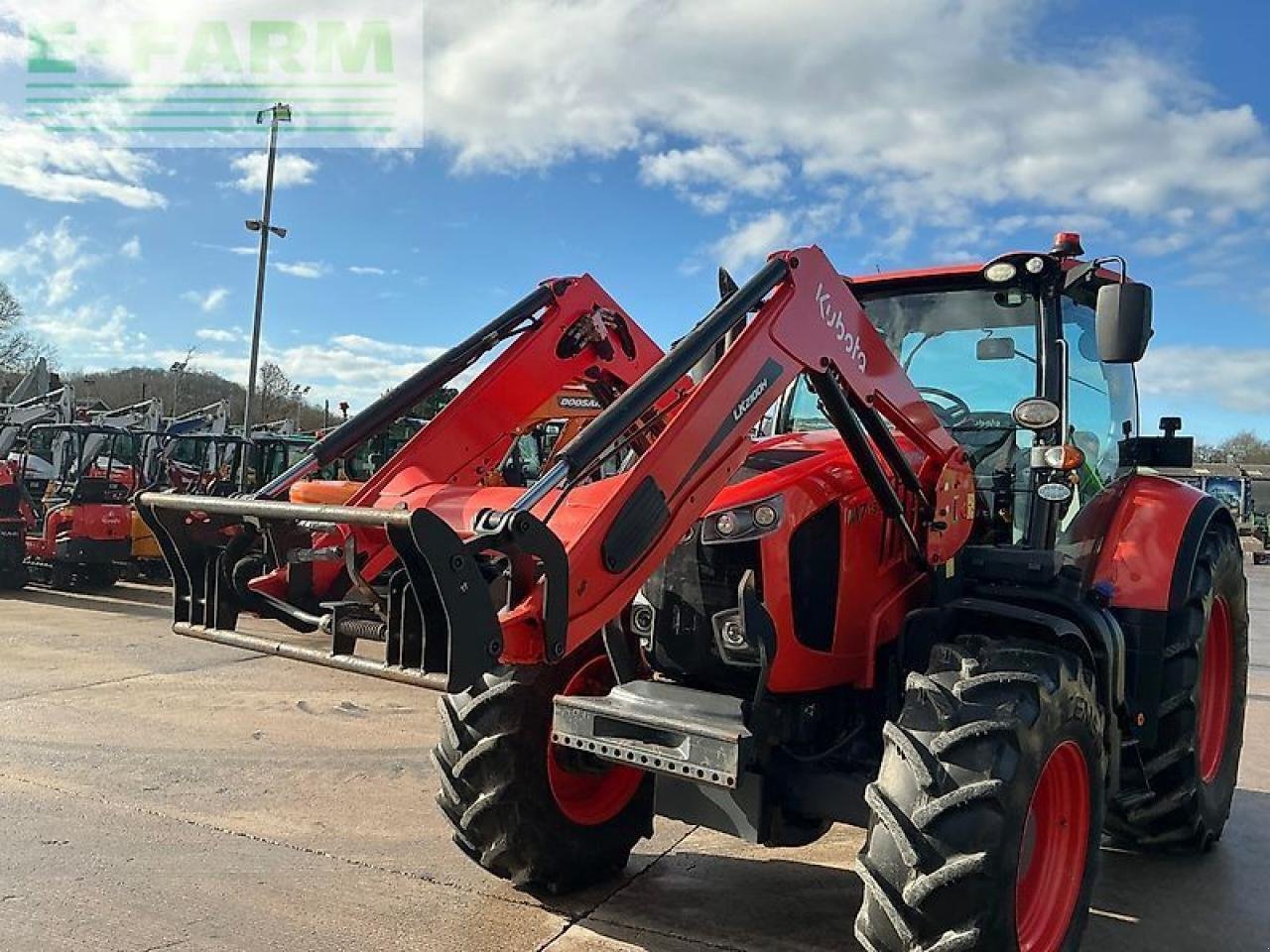 Traktor typu Kubota m7-133 tractor (st25633), Gebrauchtmaschine v SHAFTESBURY (Obrázek 15)