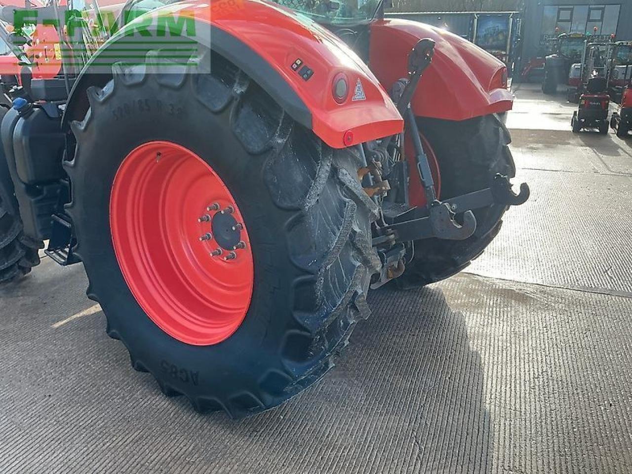 Traktor typu Kubota m7-133 tractor (st25633), Gebrauchtmaschine v SHAFTESBURY (Obrázek 17)