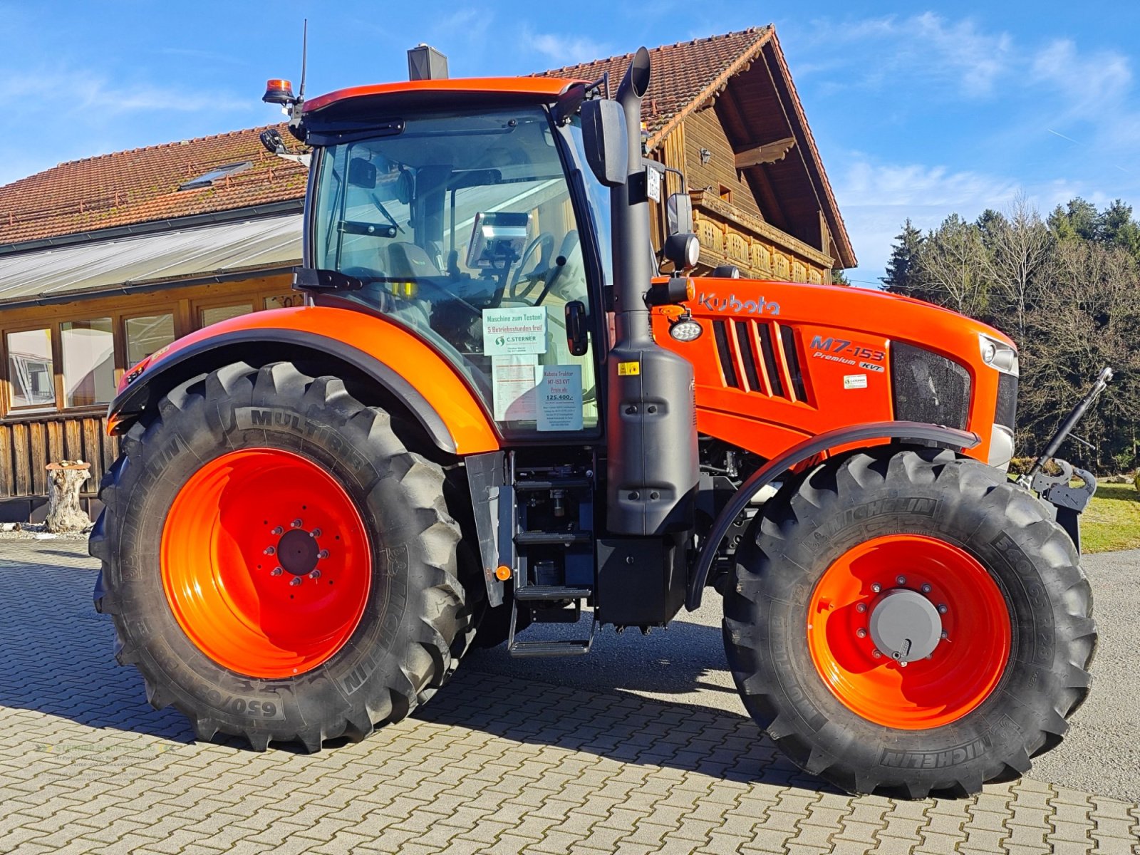 Traktor des Typs Kubota M7-153 Premium KVT ZF stufenlos Getriebe FH FZW, Gebrauchtmaschine in Eging am See (Bild 4)