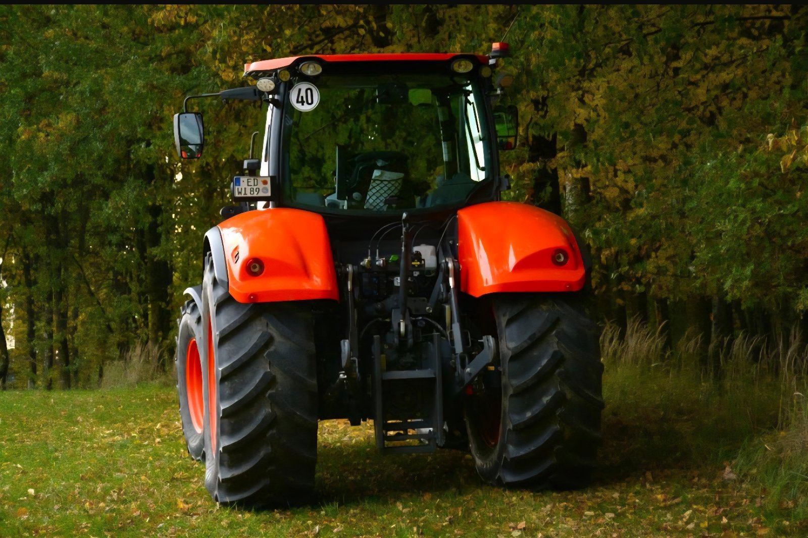 Traktor типа Kubota M7-153, Gebrauchtmaschine в Taufkirchen/Vils (Фотография 2)