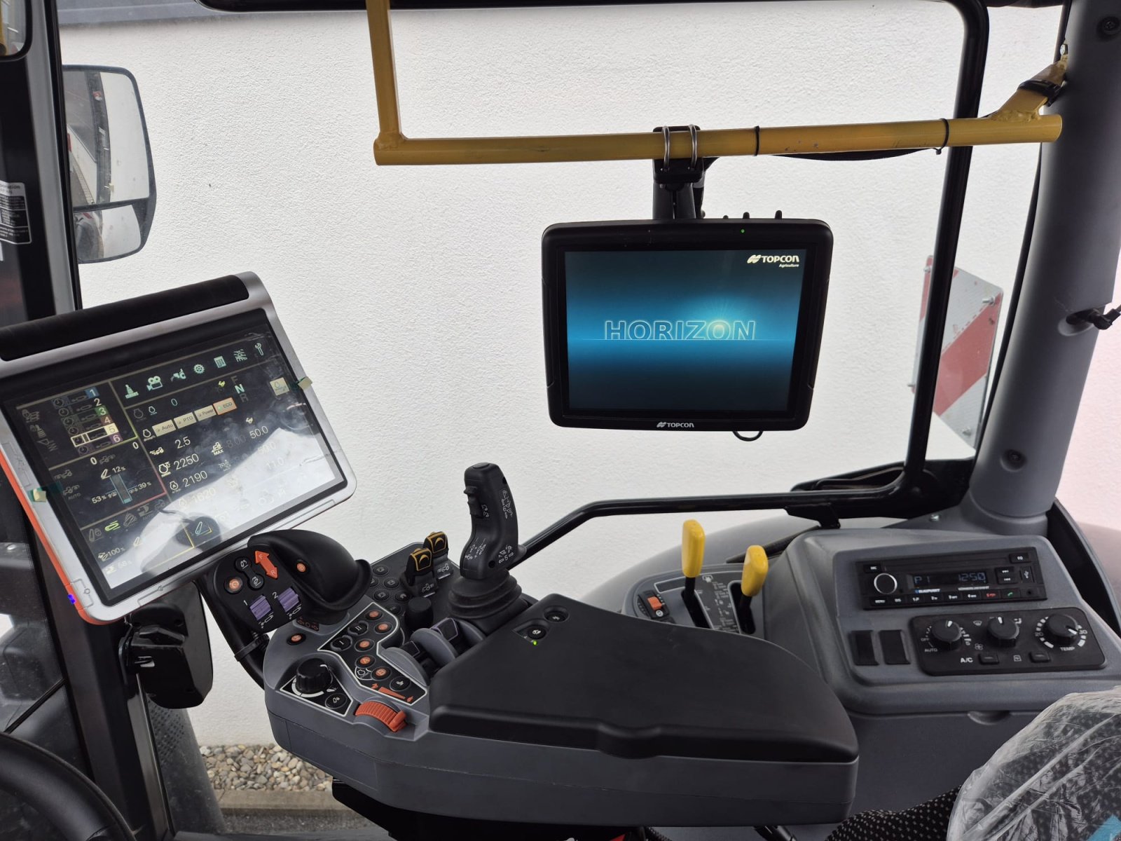 Traktor типа Kubota M7 154, Gebrauchtmaschine в Ingolstadt (Фотография 7)