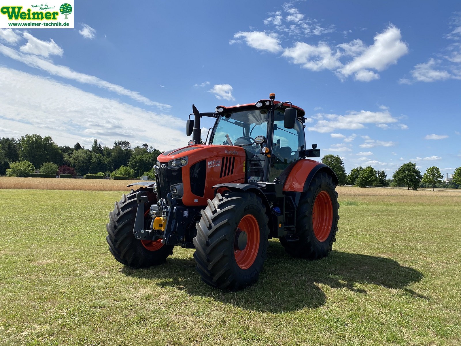 Traktor of the type Kubota M7-154, Neumaschine in Lollar, Ruttershausen (Picture 8)