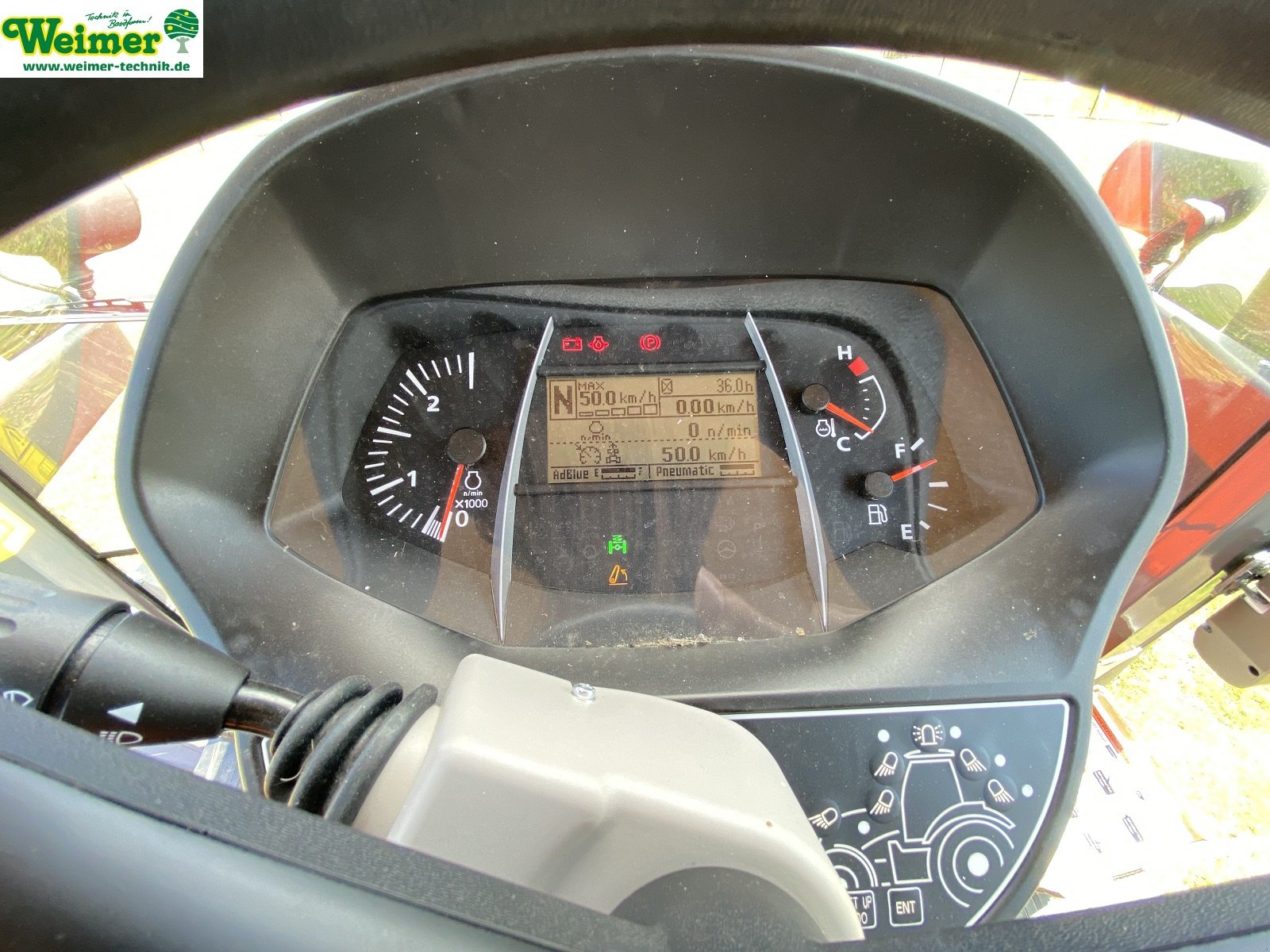 Traktor of the type Kubota M7-154, Neumaschine in Lollar, Ruttershausen (Picture 19)