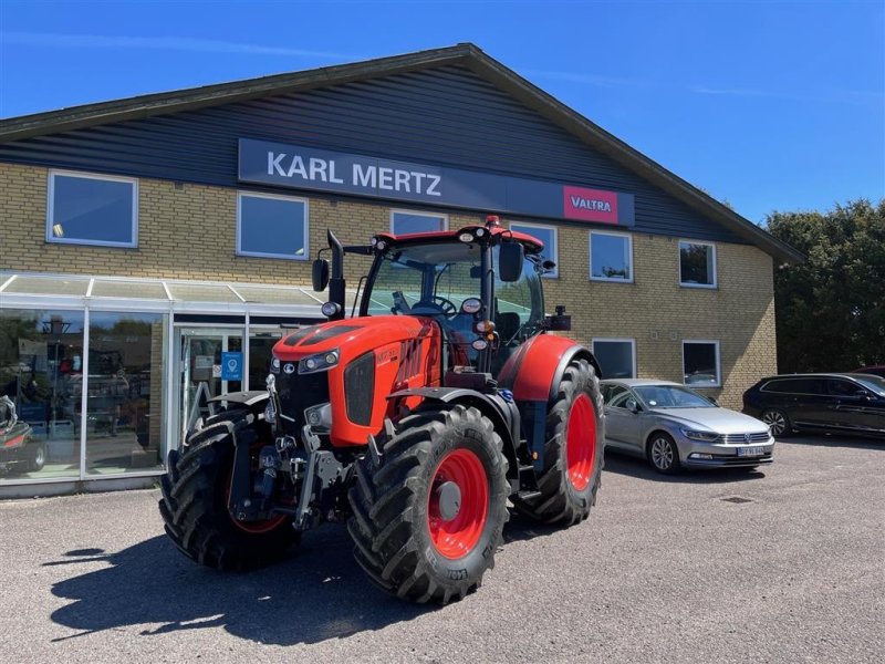Traktor des Typs Kubota M7-173 KVT Premium Fabriks ny Årg 2023, Gebrauchtmaschine in Sakskøbing