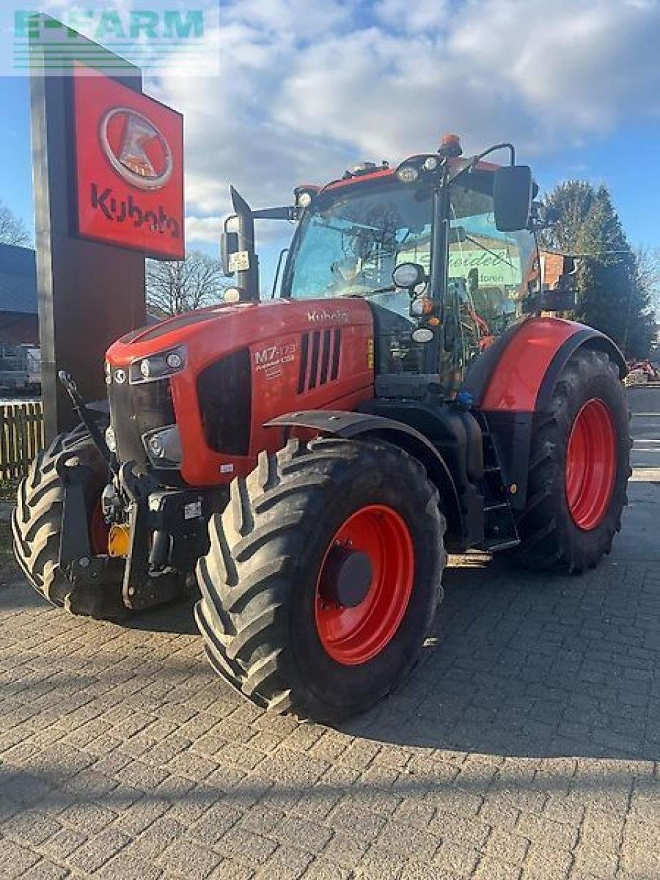 Traktor des Typs Kubota m7-173 premium kvt, Gebrauchtmaschine in SUDERBURG/HOLXEN (Bild 1)