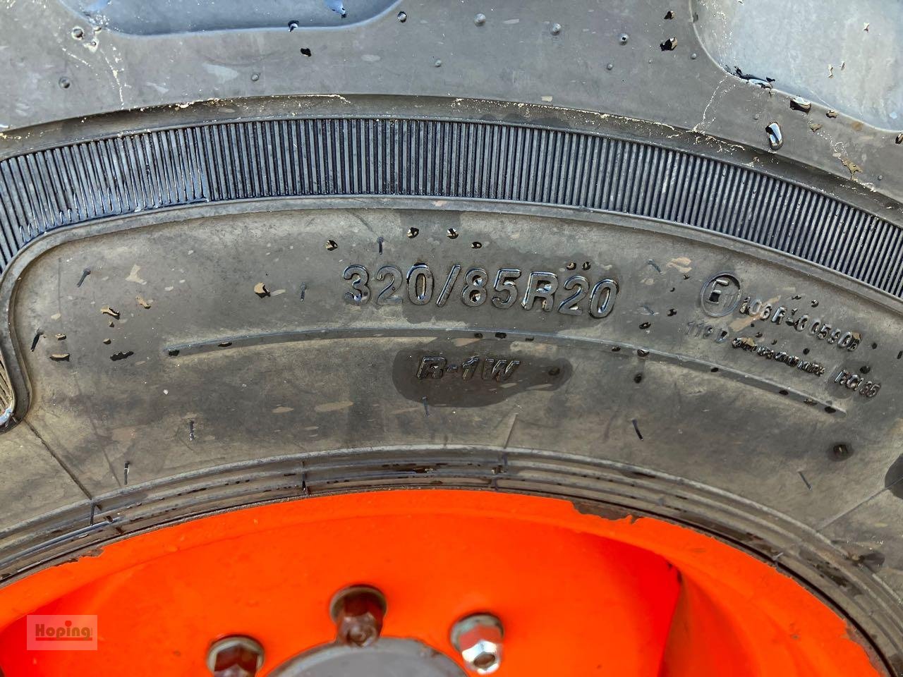 Traktor от тип Kubota M7040H-C, Gebrauchtmaschine в Bakum (Снимка 8)