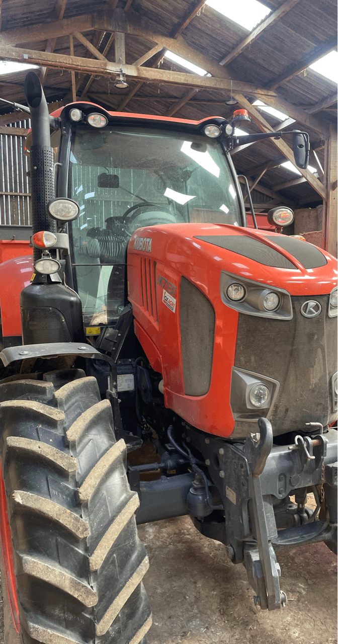 Traktor of the type Kubota M7131 K-VT, Gebrauchtmaschine in HERLIN LE SEC (Picture 1)