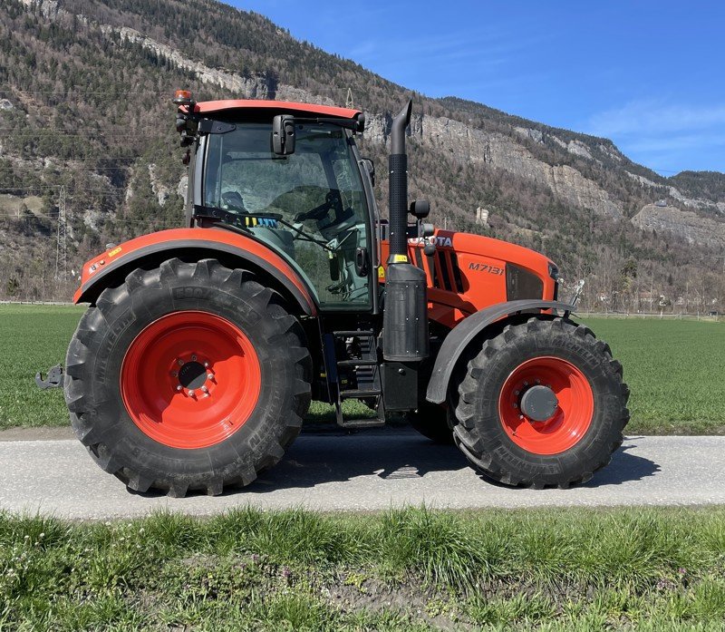 Traktor des Typs Kubota M7131 Traktor, Gebrauchtmaschine in Chur (Bild 2)
