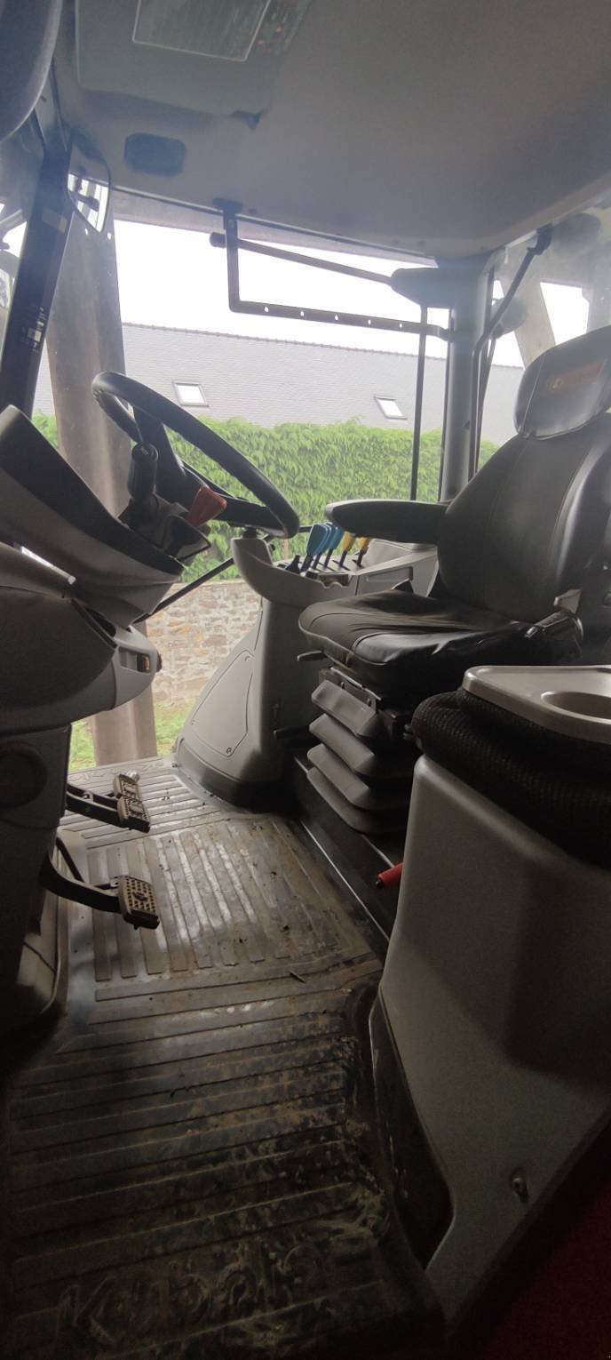 Traktor za tip Kubota M7131, Gebrauchtmaschine u Le Horps (Slika 11)
