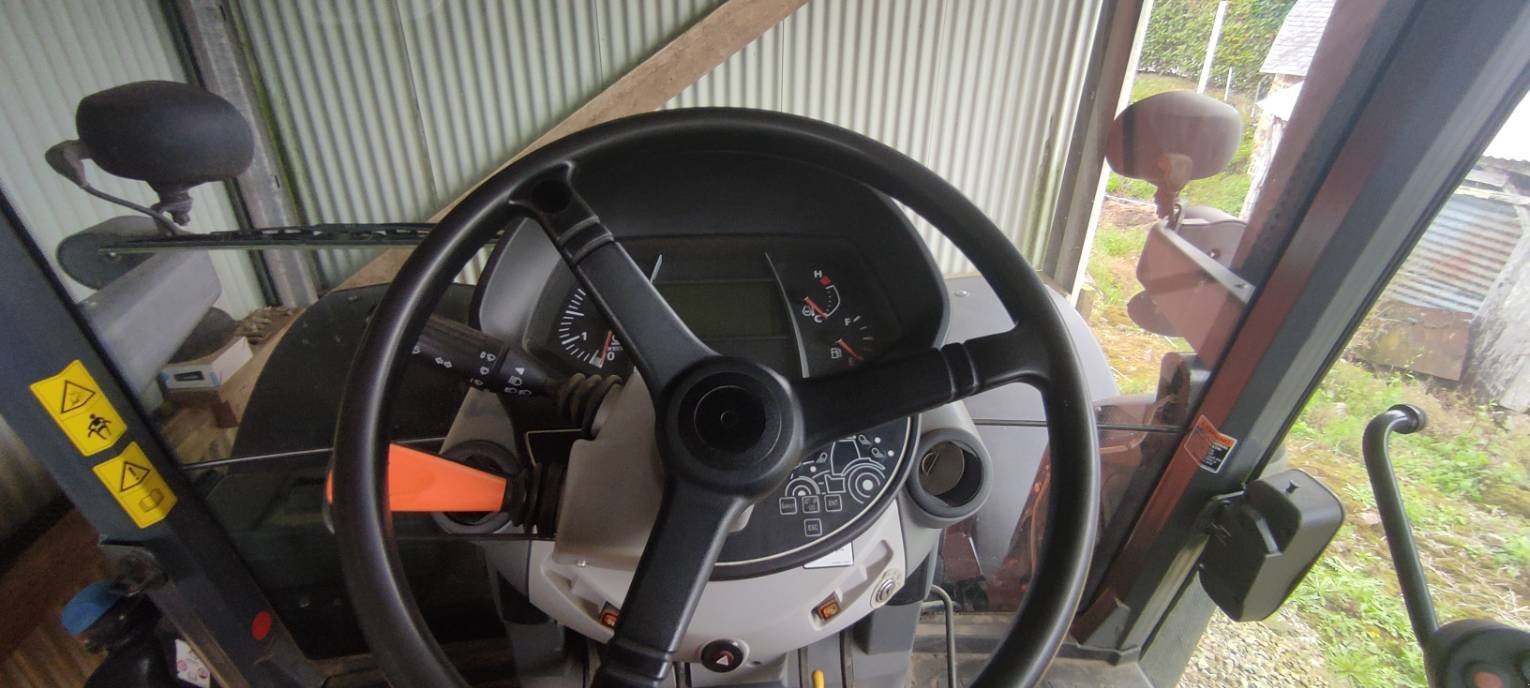 Traktor za tip Kubota M7131, Gebrauchtmaschine u Le Horps (Slika 7)