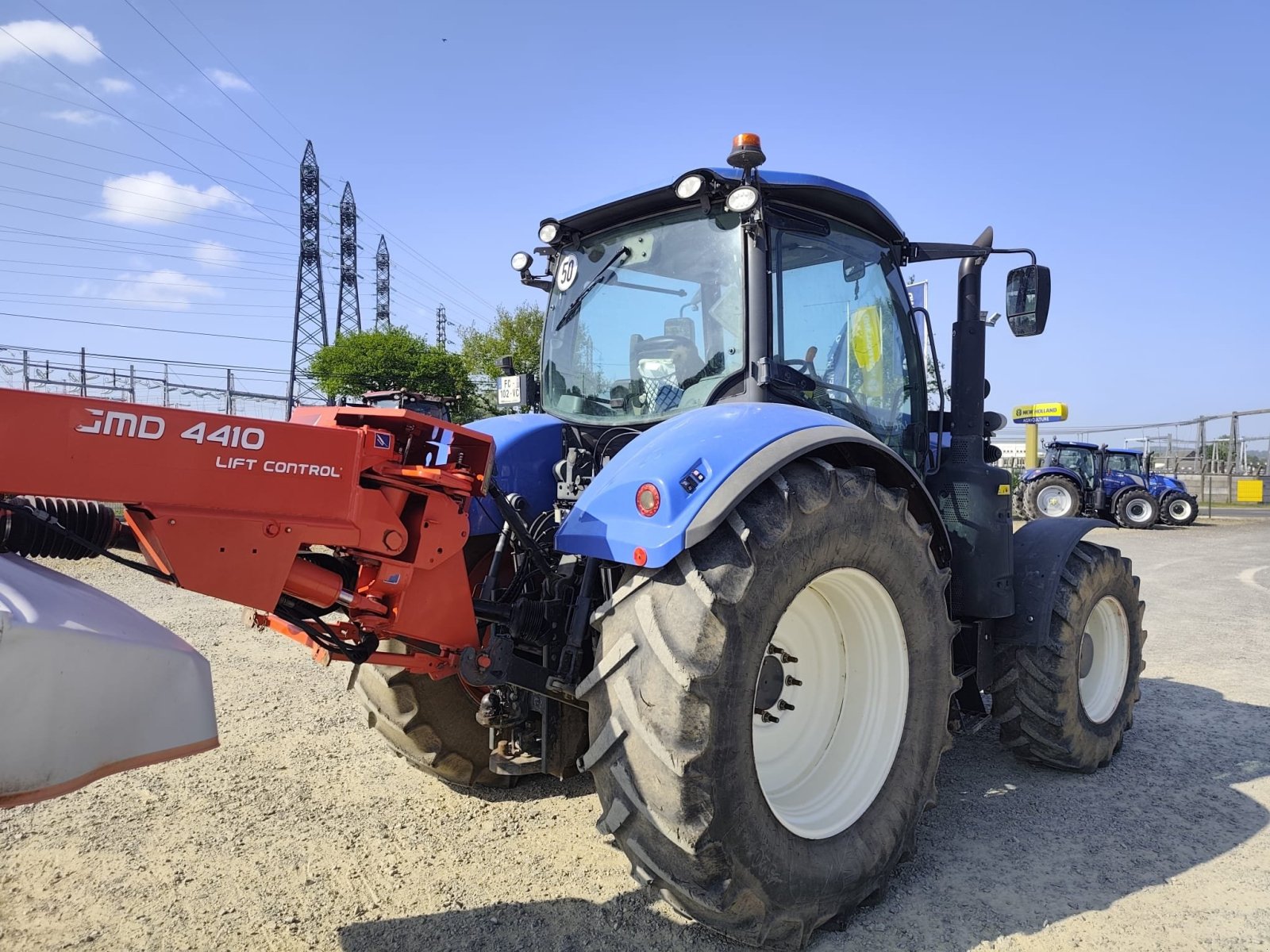 Traktor za tip Kubota M7132, Gebrauchtmaschine u Le Horps (Slika 2)