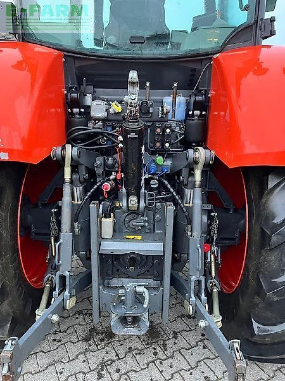 Traktor типа Kubota m7151, Gebrauchtmaschine в BORGENTREICH (Фотография 11)