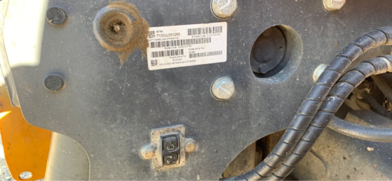 Traktor of the type Kubota M7172 P KVT, Gebrauchtmaschine in Varennes le Grand (Picture 9)