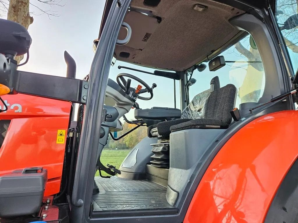 Traktor des Typs Kubota M7173 Premium KVT 317H (7171 7172 7174 7175 7151), Gebrauchtmaschine in Bergen op Zoom (Bild 11)