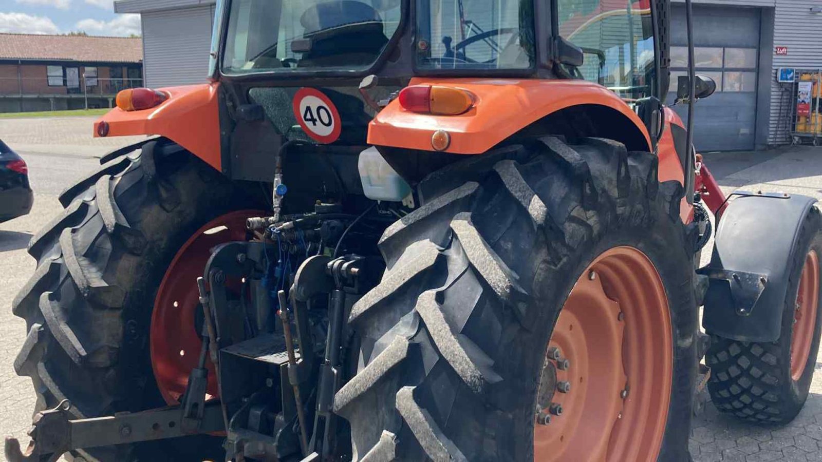 Traktor des Typs Kubota M8540N, Gebrauchtmaschine in Aulum (Bild 4)