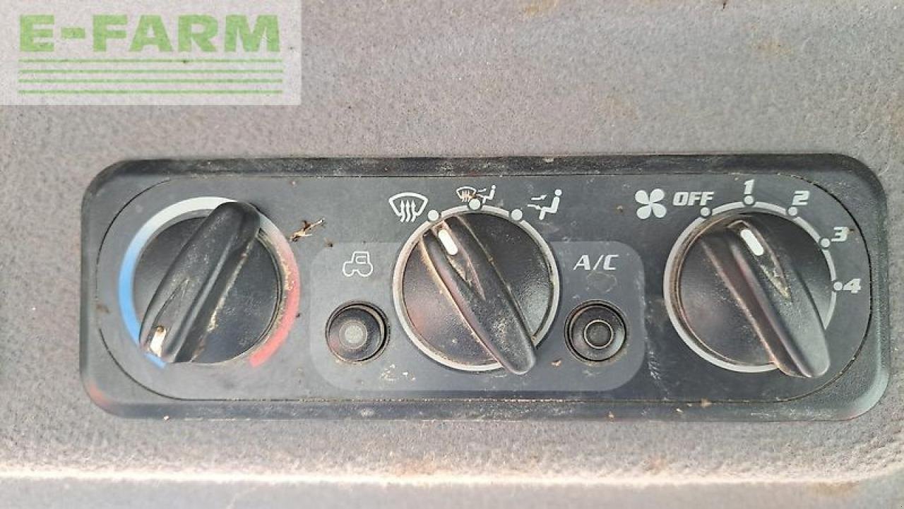 Traktor от тип Kubota m8560, Gebrauchtmaschine в GROBELNO (Снимка 7)