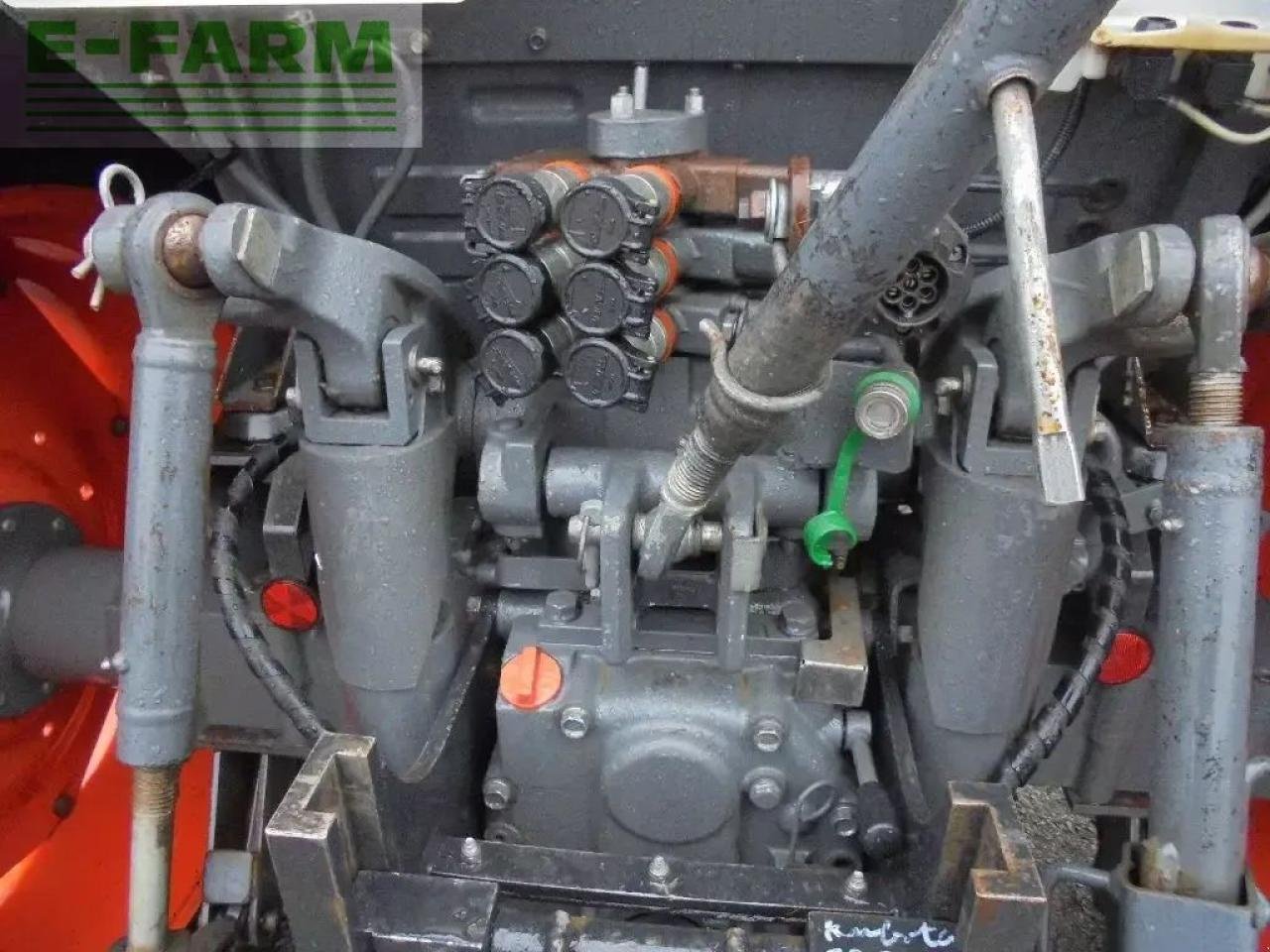 Traktor typu Kubota m8560dth, Gebrauchtmaschine v Authon (Obrázek 7)